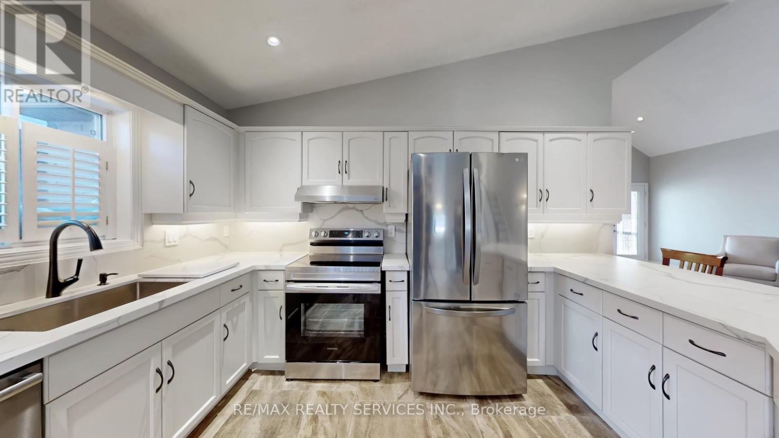 37 Abbey Road, Orangeville, Ontario  L9W 5E3 - Photo 14 - W12750406