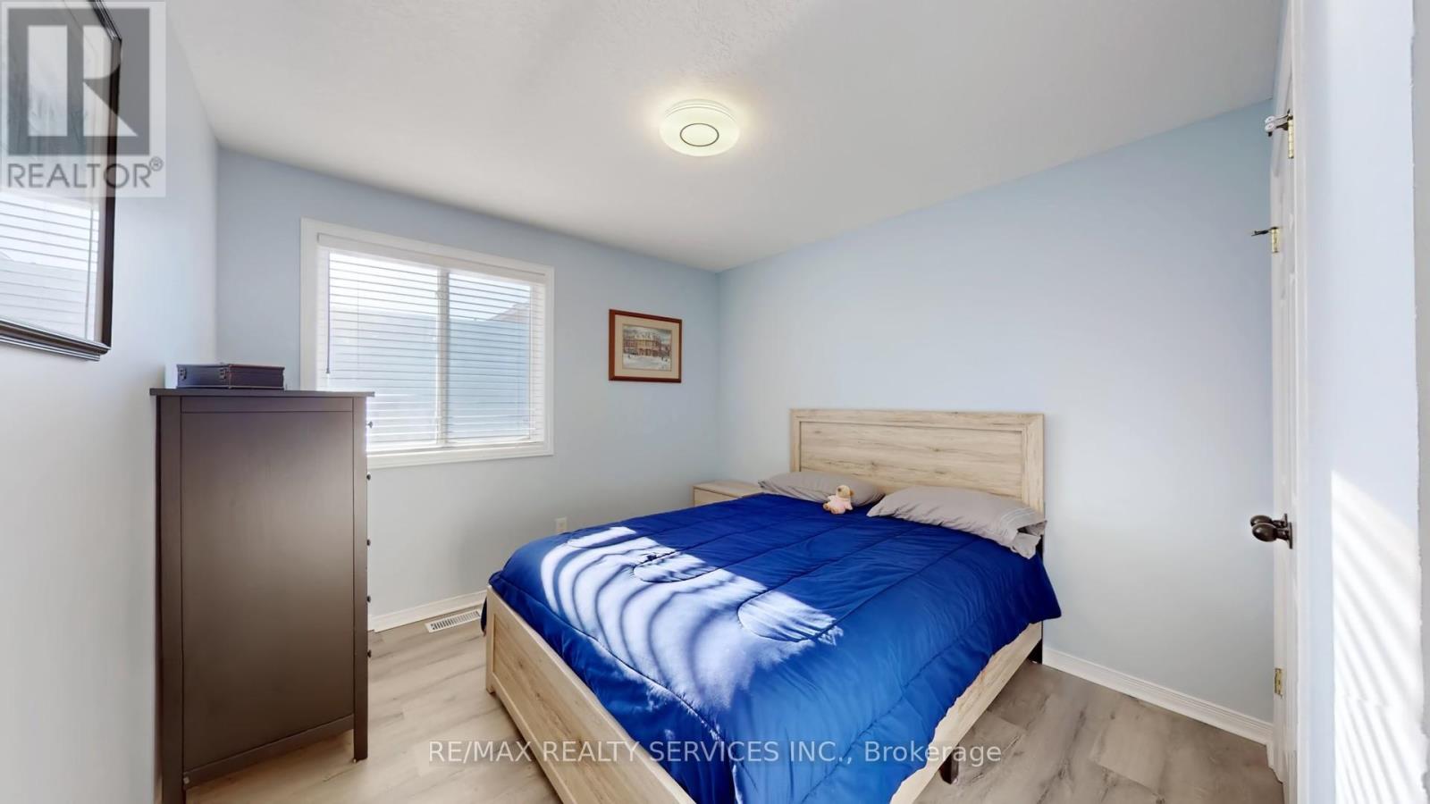 37 Abbey Road, Orangeville, Ontario  L9W 5E3 - Photo 26 - W12750406