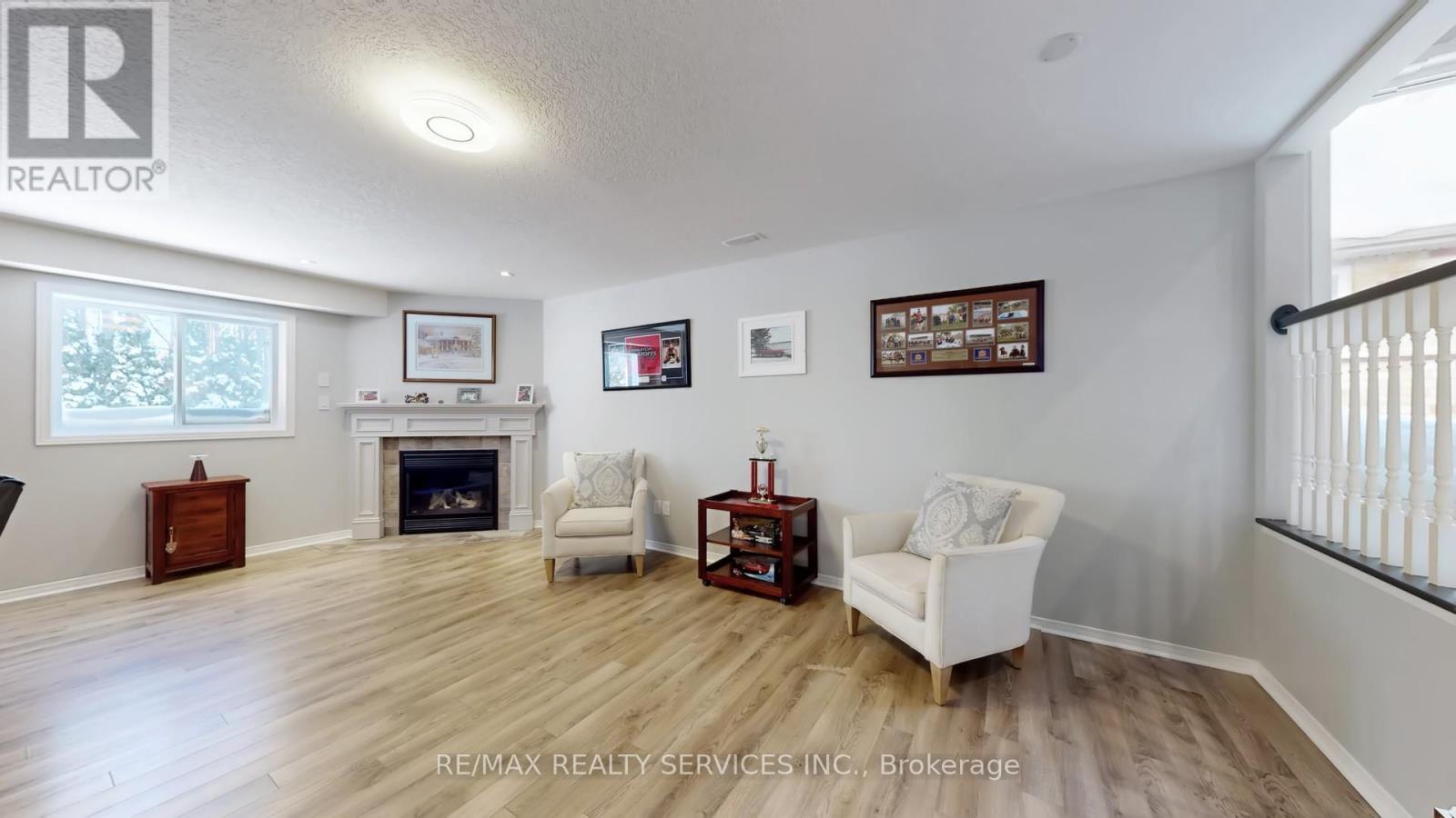 37 Abbey Road, Orangeville, Ontario  L9W 5E3 - Photo 34 - W12750406