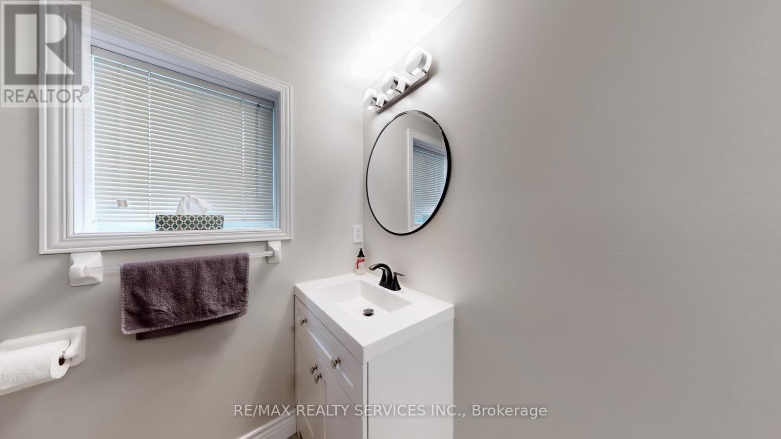 37 Abbey Road, Orangeville, Ontario  L9W 5E3 - Photo 43 - W12750406