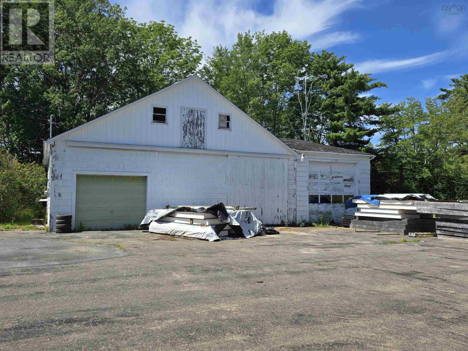 172 North Street, Bridgewater, Nova Scotia  B4V 2V6 - Photo 5 - 202518803