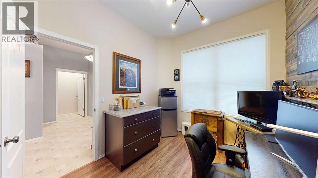 242 Washington Way Se, Medicine Hat, Alberta  T1A 8V2 - Photo 10 - A2278909