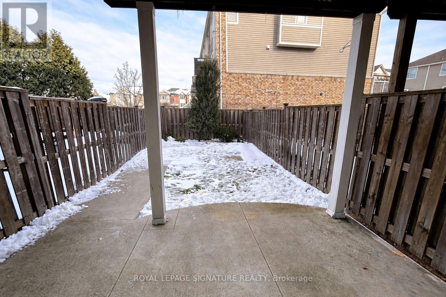 101 Willow Lane, Grimsby, Ontario  L3M 0A7 - Photo 11 - X12750308