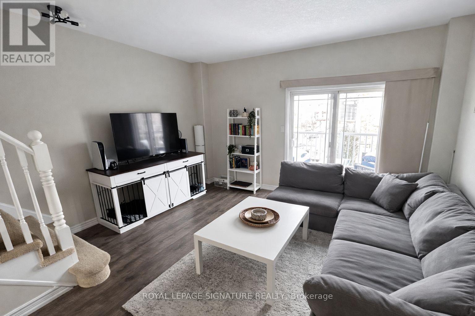 101 Willow Lane, Grimsby, Ontario  L3M 0A7 - Photo 5 - X12750308