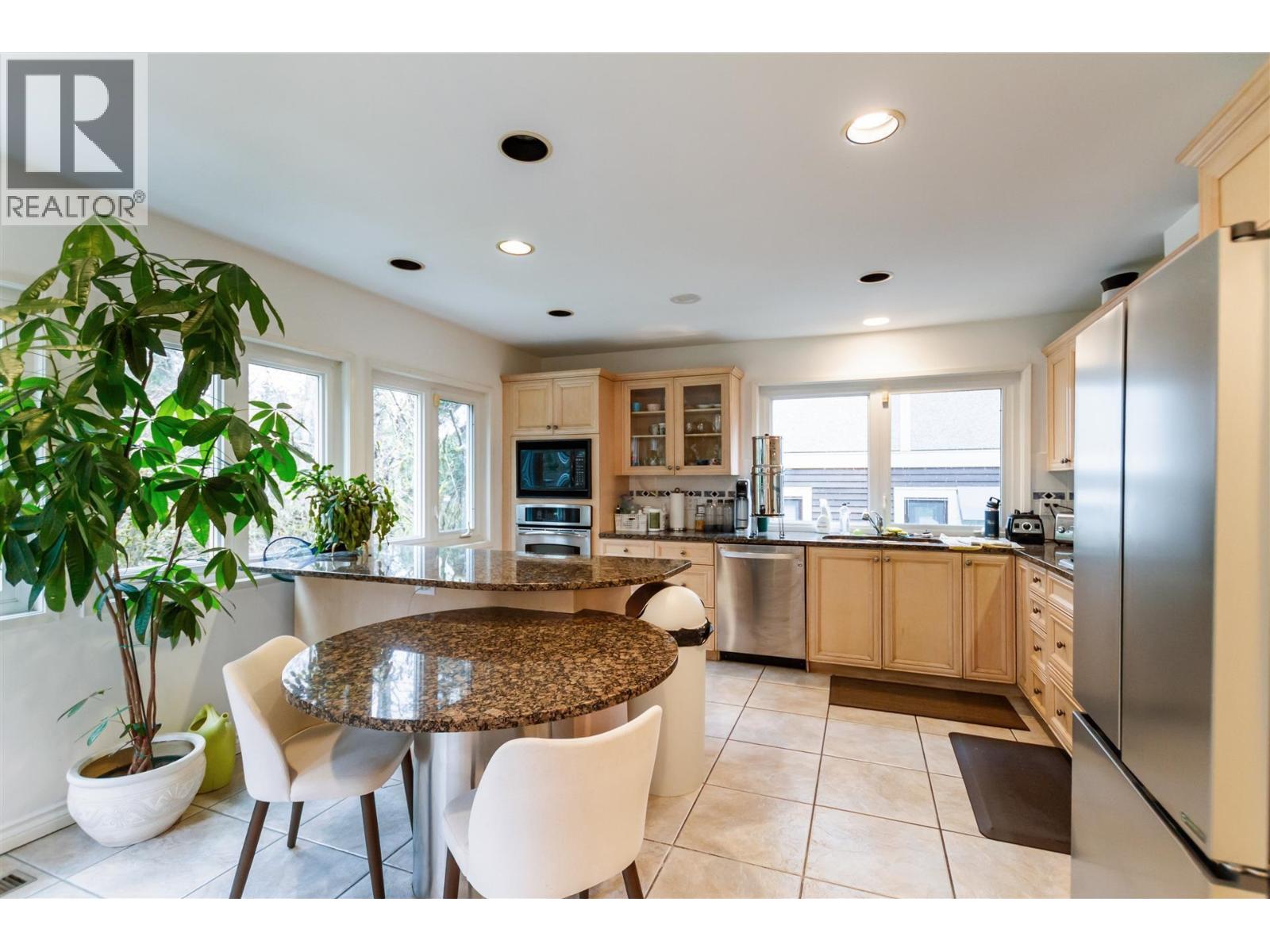 4171 Doncaster Way, Vancouver, British Columbia  V6S 1W1 - Photo 8 - R3085503