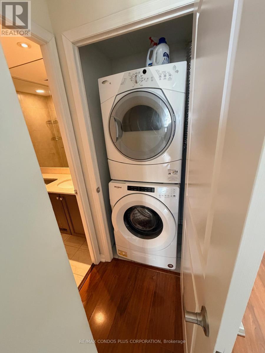 1912 - 628 Fleet Street, Toronto, Ontario  M5V 1A9 - Photo 5 - C12749690