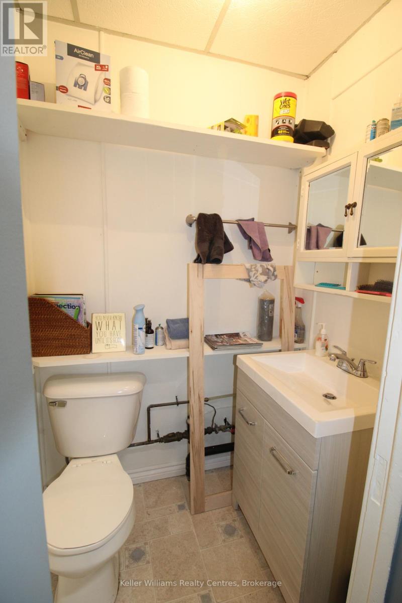 247 Durham Street E, Brockton, Ontario  N0G 2V0 - Photo 14 - X12750594