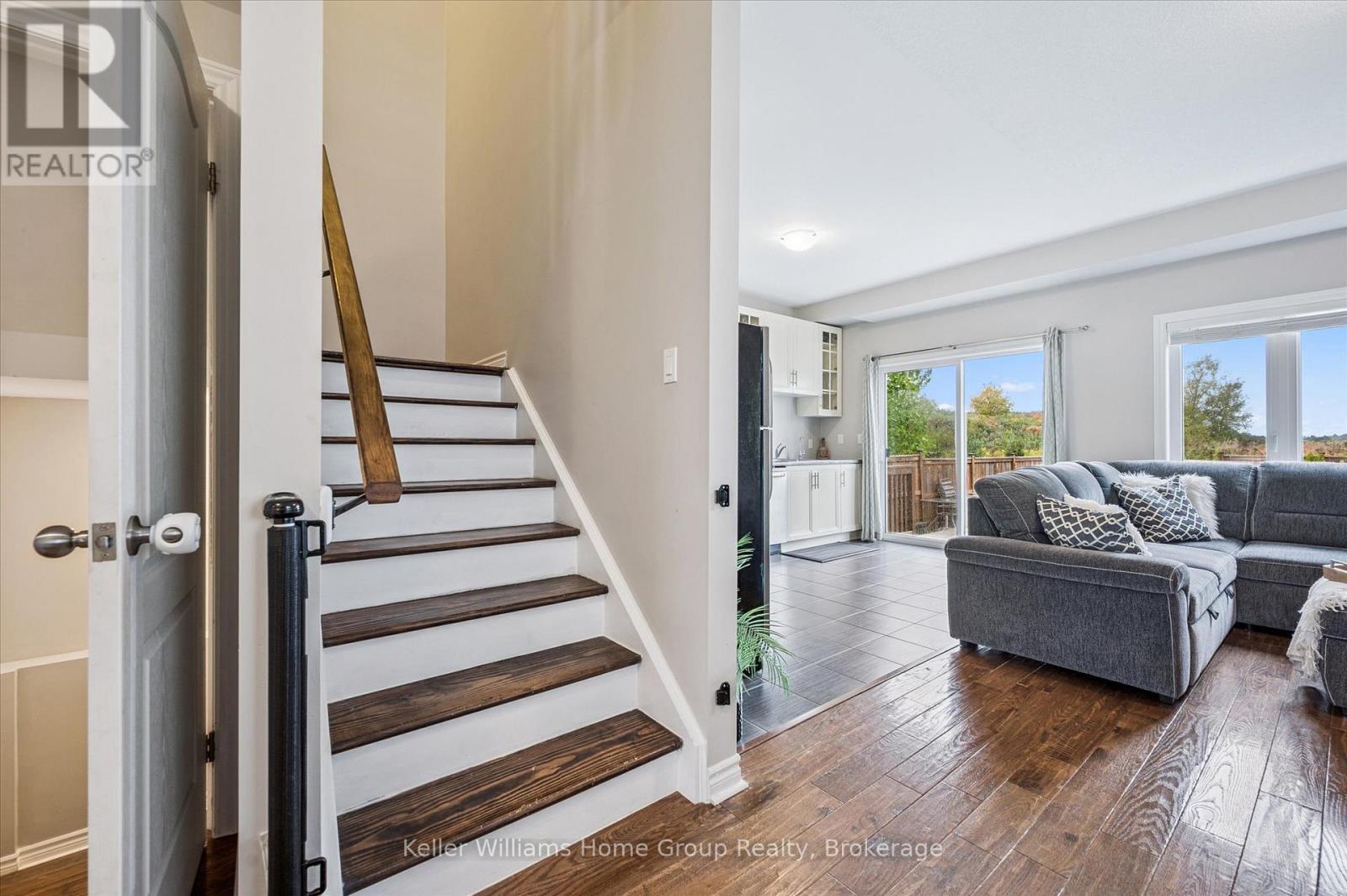 151 Courtney Street, Centre Wellington, Ontario  N1M 0E2 - Photo 18 - X12750602