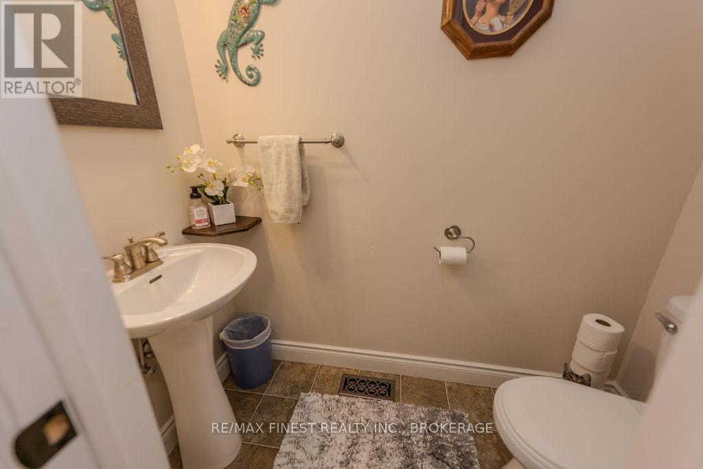 4987 Bedford Road, Frontenac, Ontario  K0K 2T0 - Photo 24 - X12750430