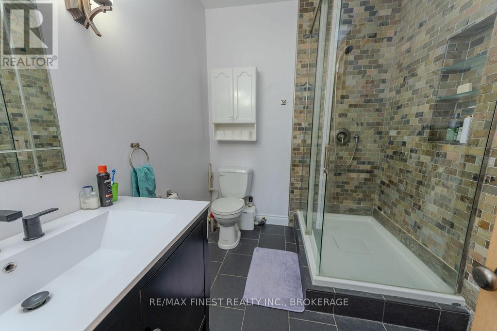 4987 Bedford Road, Frontenac, Ontario  K0K 2T0 - Photo 33 - X12750430