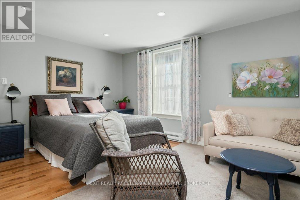 232 Dundas Street W, Greater Napanee, Ontario  K7R 2A8 - Photo 17 - X12750702