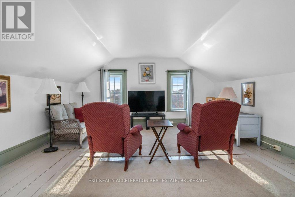 232 Dundas Street W, Greater Napanee, Ontario  K7R 2A8 - Photo 28 - X12750702