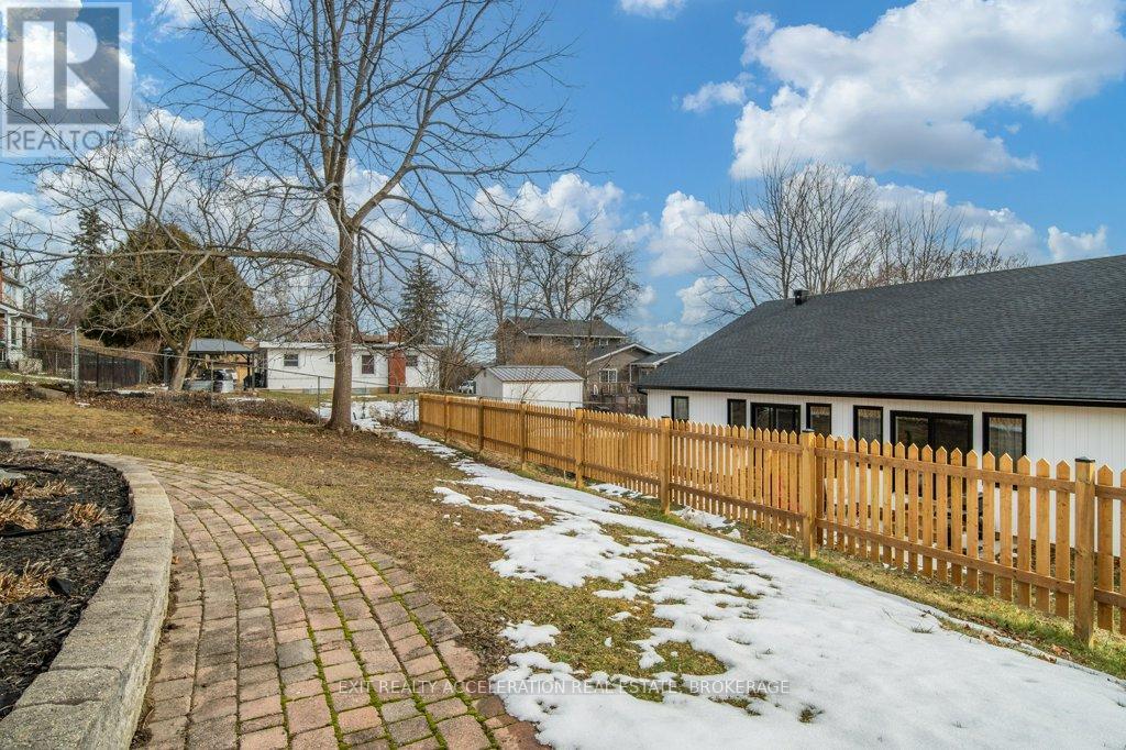 232 Dundas Street W, Greater Napanee, Ontario  K7R 2A8 - Photo 34 - X12750702
