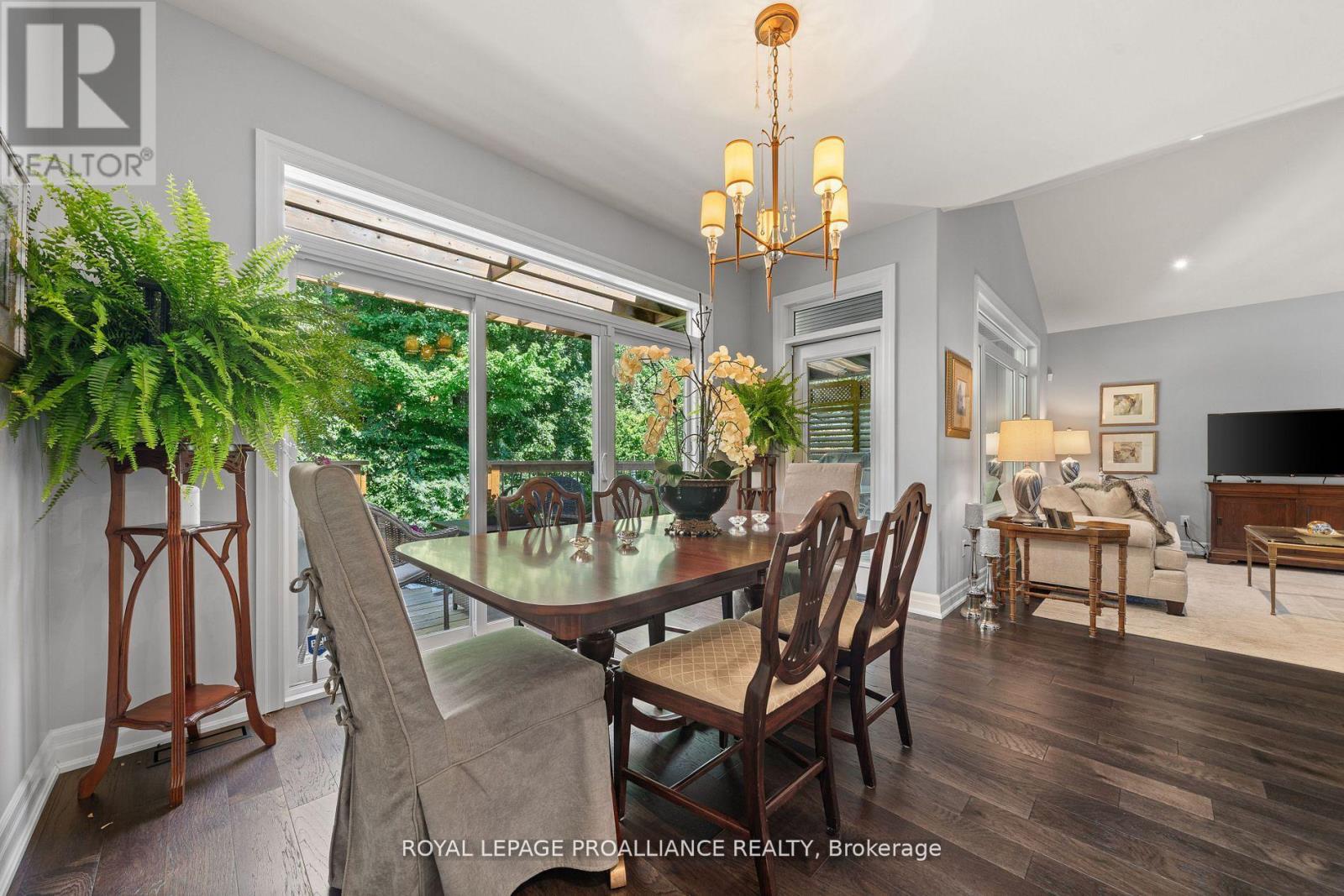 27 Autumn Grove, Quinte West, Ontario  K8V 0G9 - Photo 24 - X12750666