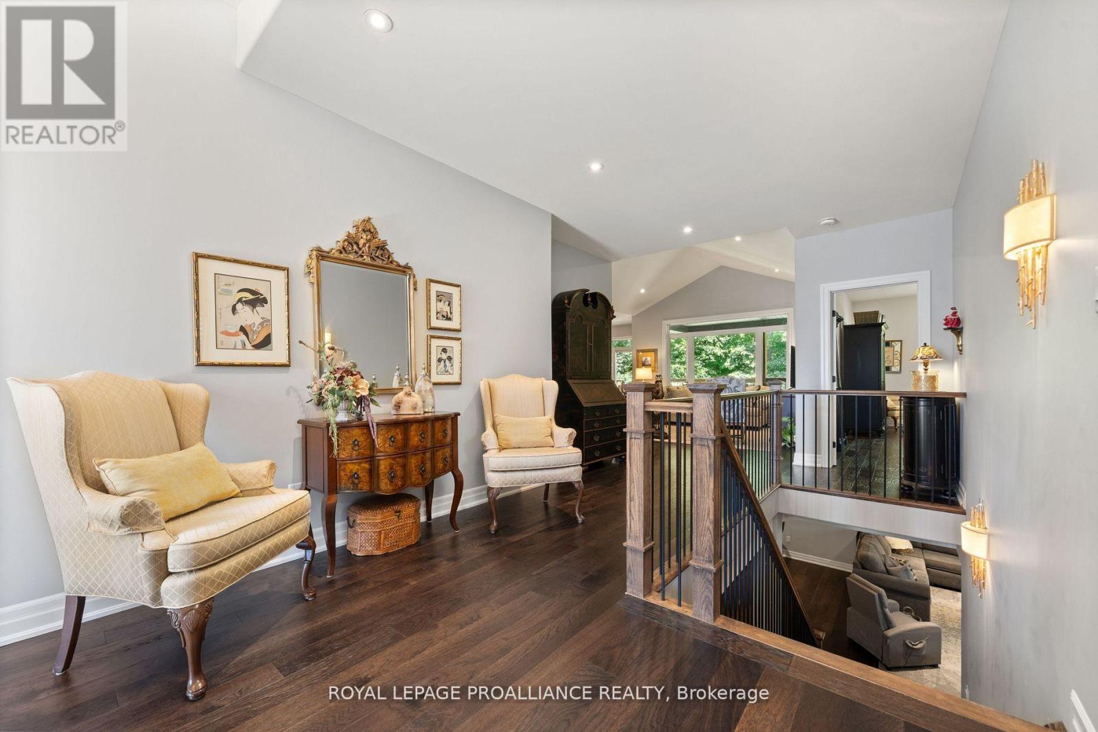 27 Autumn Grove, Quinte West, Ontario  K8V 0G9 - Photo 4 - X12750666