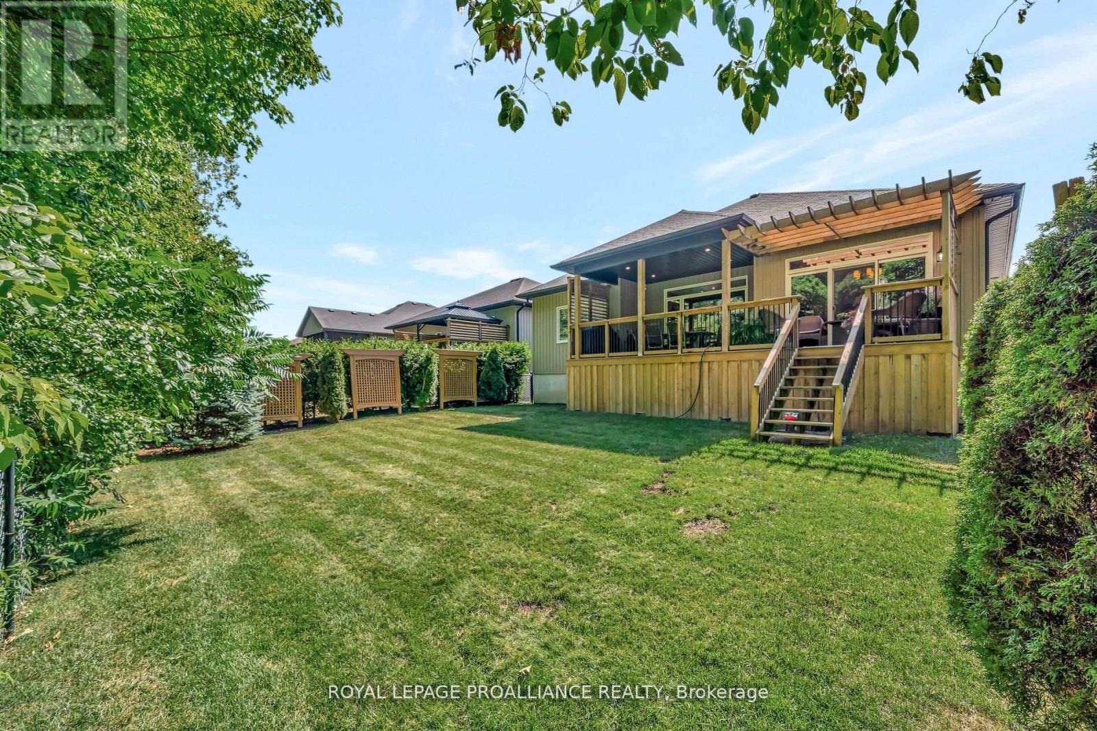 27 Autumn Grove, Quinte West, Ontario  K8V 0G9 - Photo 41 - X12750666