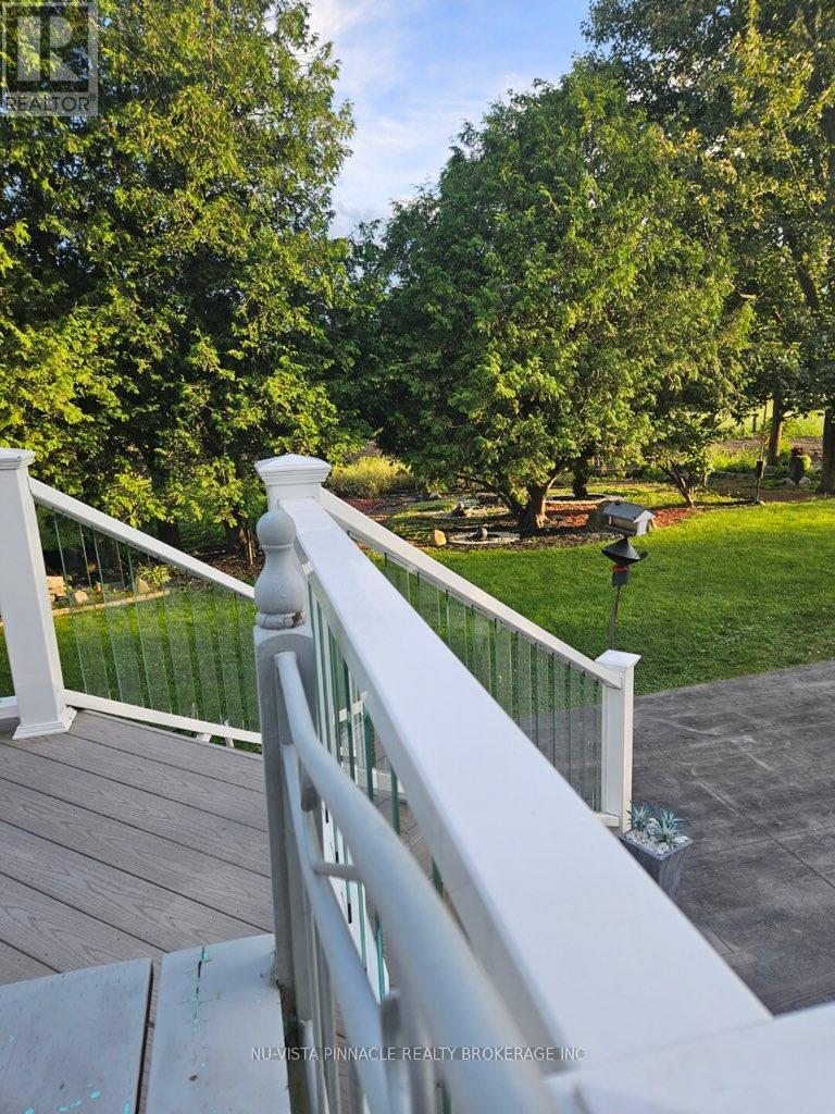 3567 Egremont Road, Plympton-Wyoming, Ontario  N0M 1E0 - Photo 30 - X12750470