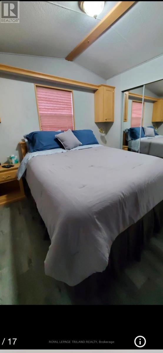 D36 - 4895 Lakeshore Road, Plympton-Wyoming, Ontario  N0N 1J6 - Photo 8 - X12750580