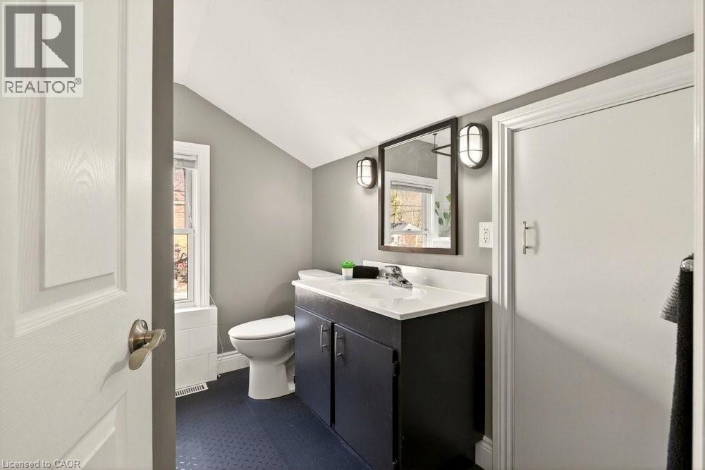 44 James Street, Dundas, Ontario  L9H 2J6 - Photo 30 - 40799725