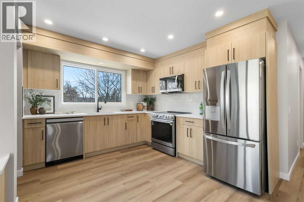 198 Silver Brook Road Nw, Calgary, Alberta  T3B 3J1 - Photo 9 - A2277741