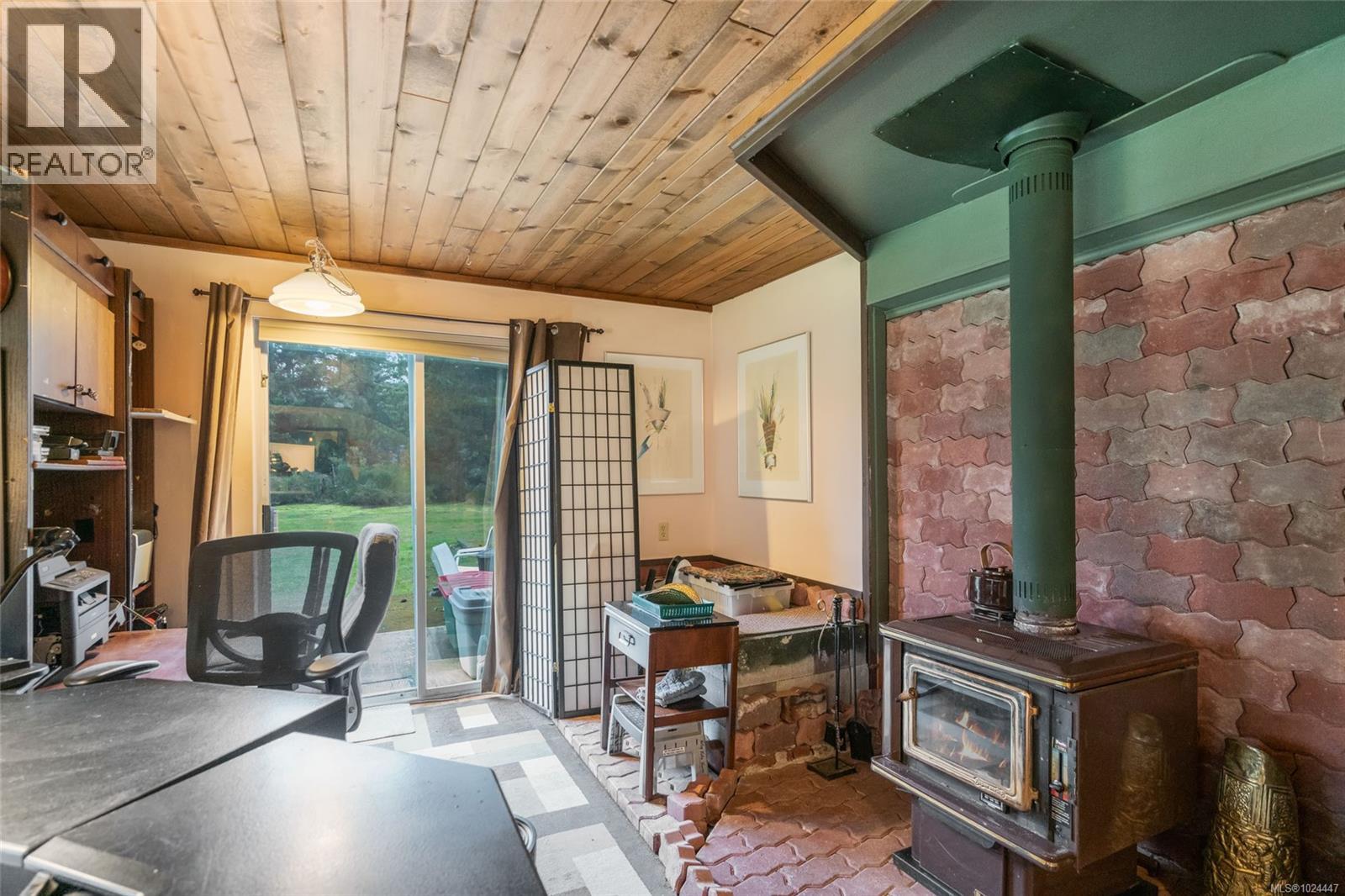 1980 Grafton Ave, Errington, British Columbia  V0R 1V0 - Photo 16 - 1024447