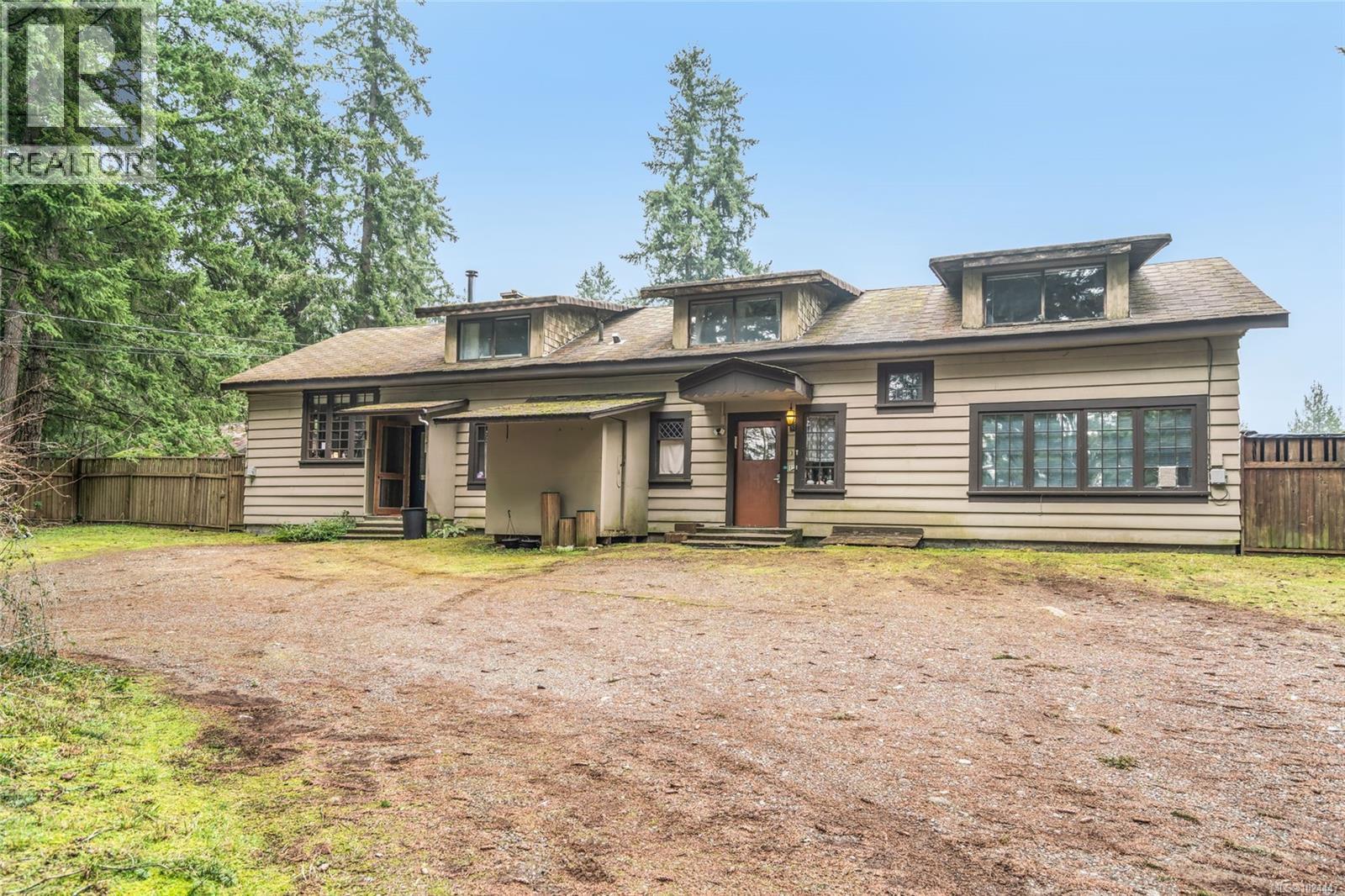 1980 Grafton Ave, Errington, British Columbia  V0R 1V0 - Photo 2 - 1024447