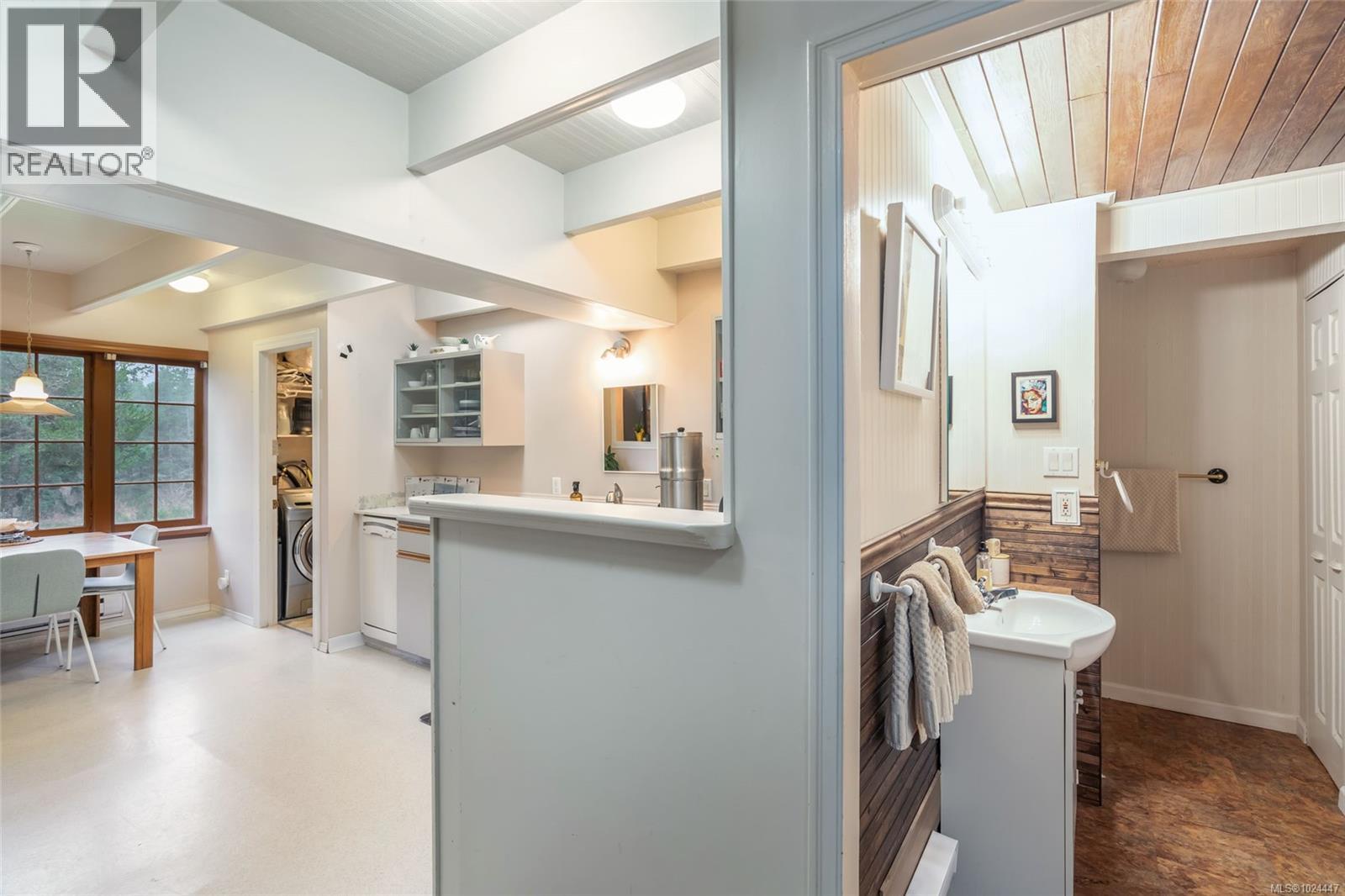 1980 Grafton Ave, Errington, British Columbia  V0R 1V0 - Photo 23 - 1024447