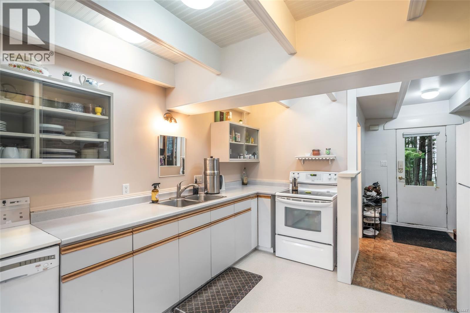 1980 Grafton Ave, Errington, British Columbia  V0R 1V0 - Photo 24 - 1024447