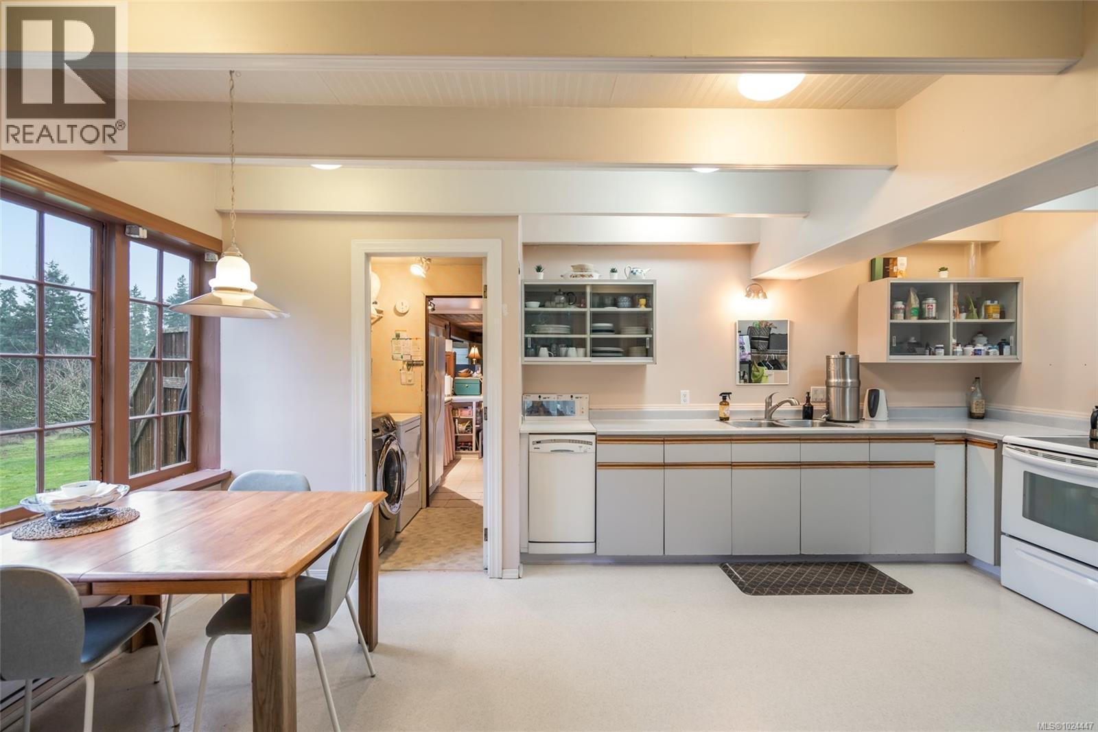 1980 Grafton Ave, Errington, British Columbia  V0R 1V0 - Photo 25 - 1024447