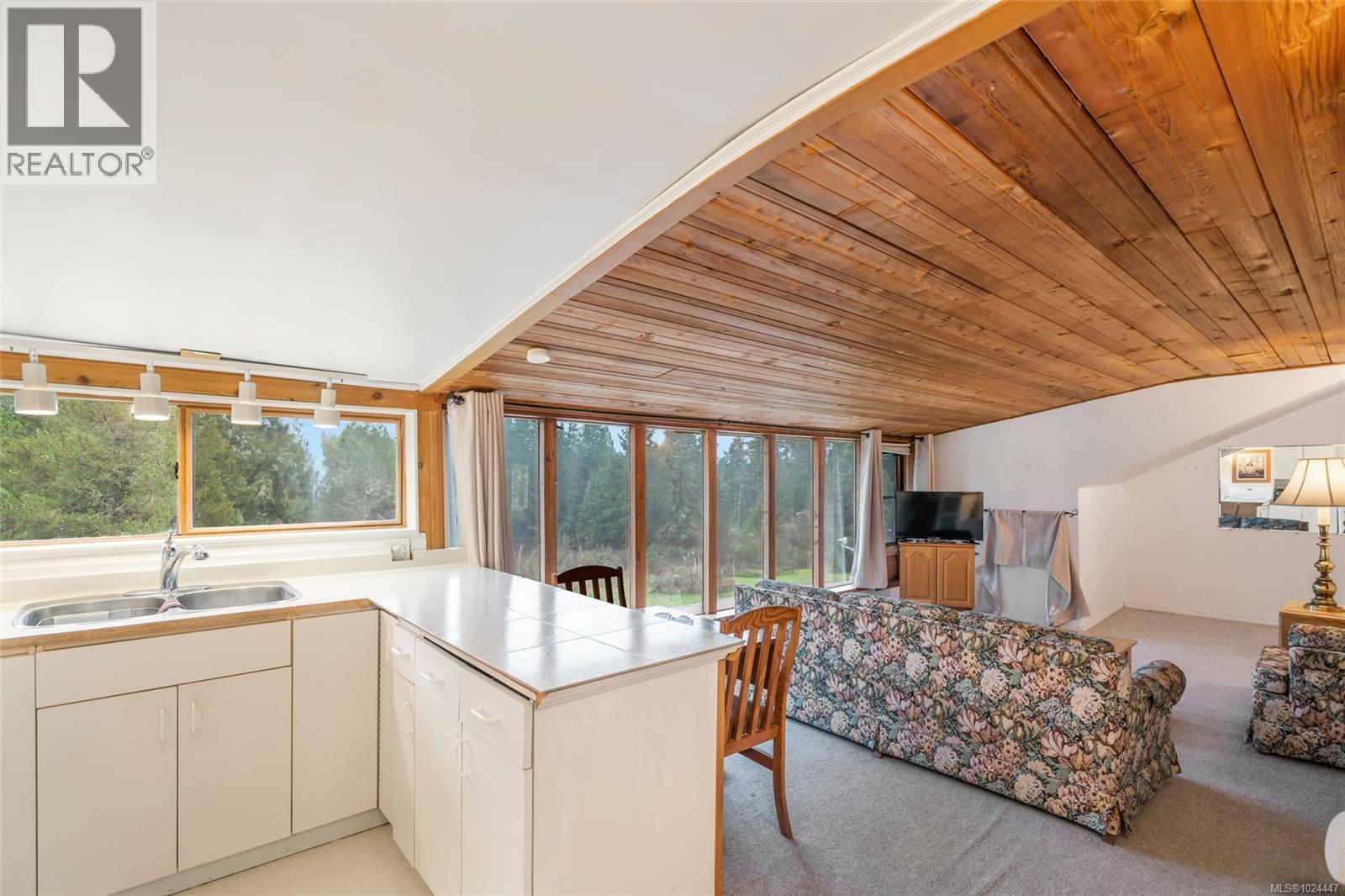 1980 Grafton Ave, Errington, British Columbia  V0R 1V0 - Photo 35 - 1024447