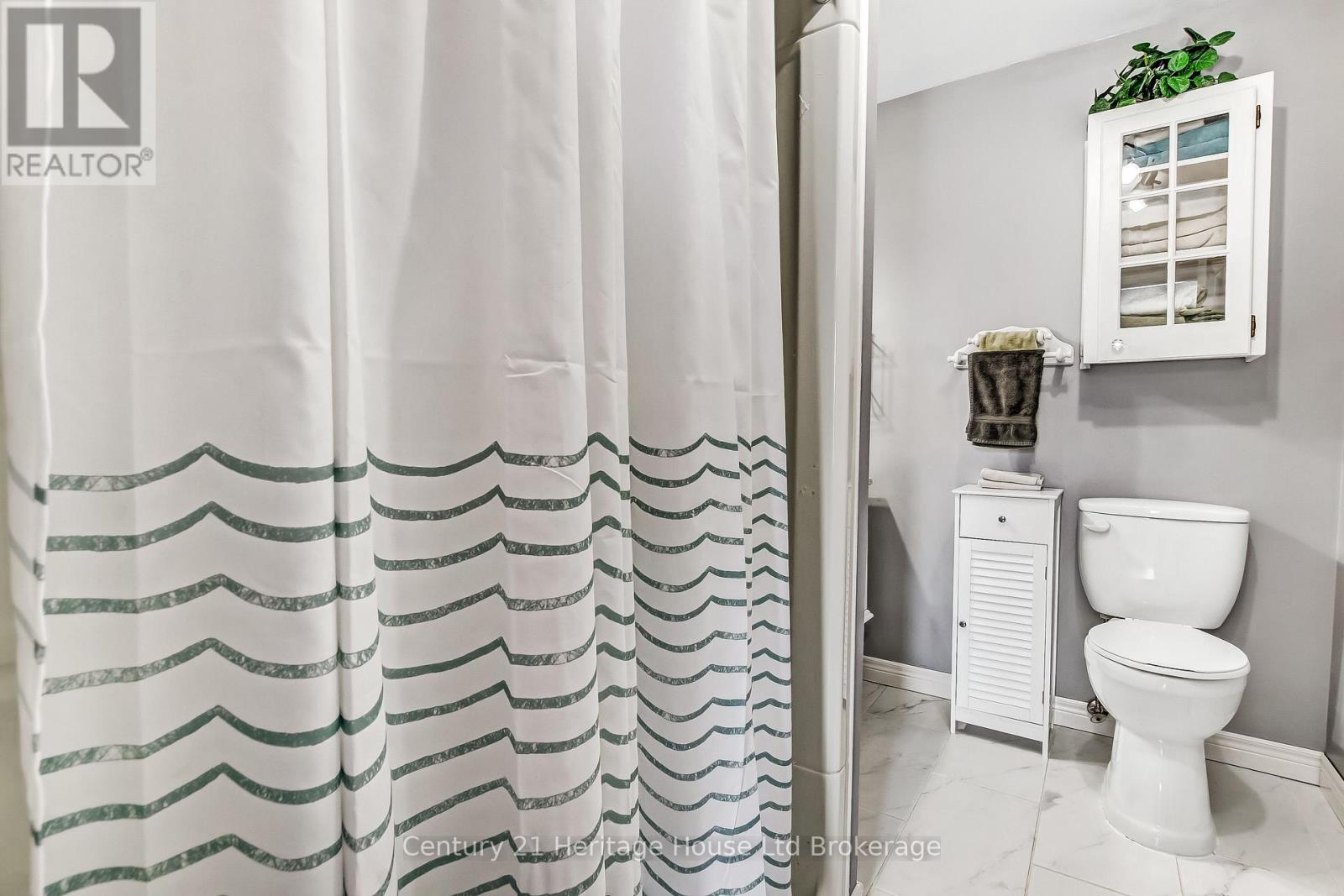 11 John Davies Drive, Woodstock, Ontario  N4T 1M9 - Photo 24 - X12750700