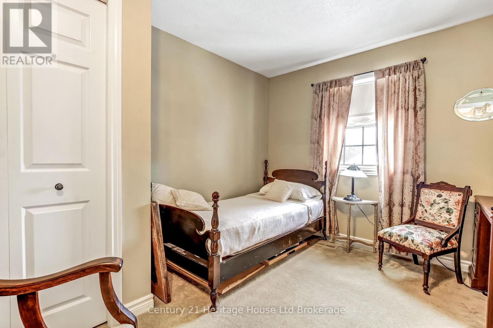 11 John Davies Drive, Woodstock, Ontario  N4T 1M9 - Photo 18 - X12750700