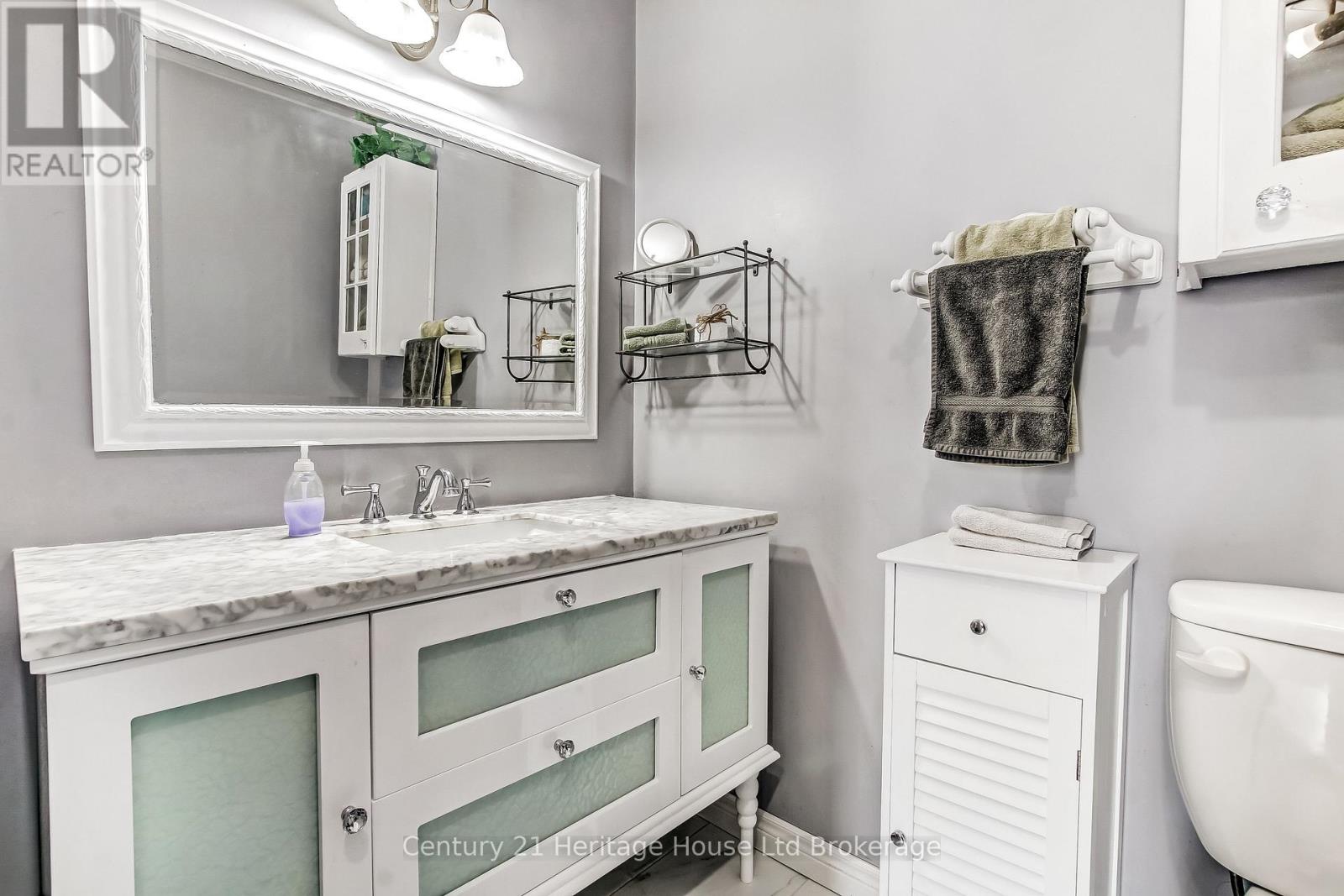 11 John Davies Drive, Woodstock, Ontario  N4T 1M9 - Photo 25 - X12750700