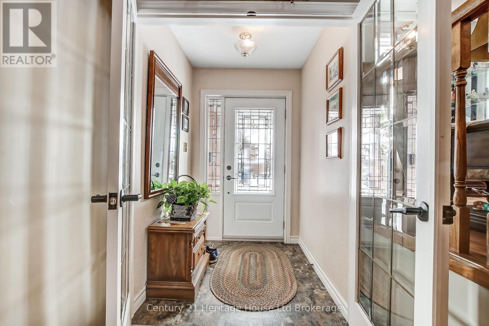 11 John Davies Drive, Woodstock, Ontario  N4T 1M9 - Photo 3 - X12750700