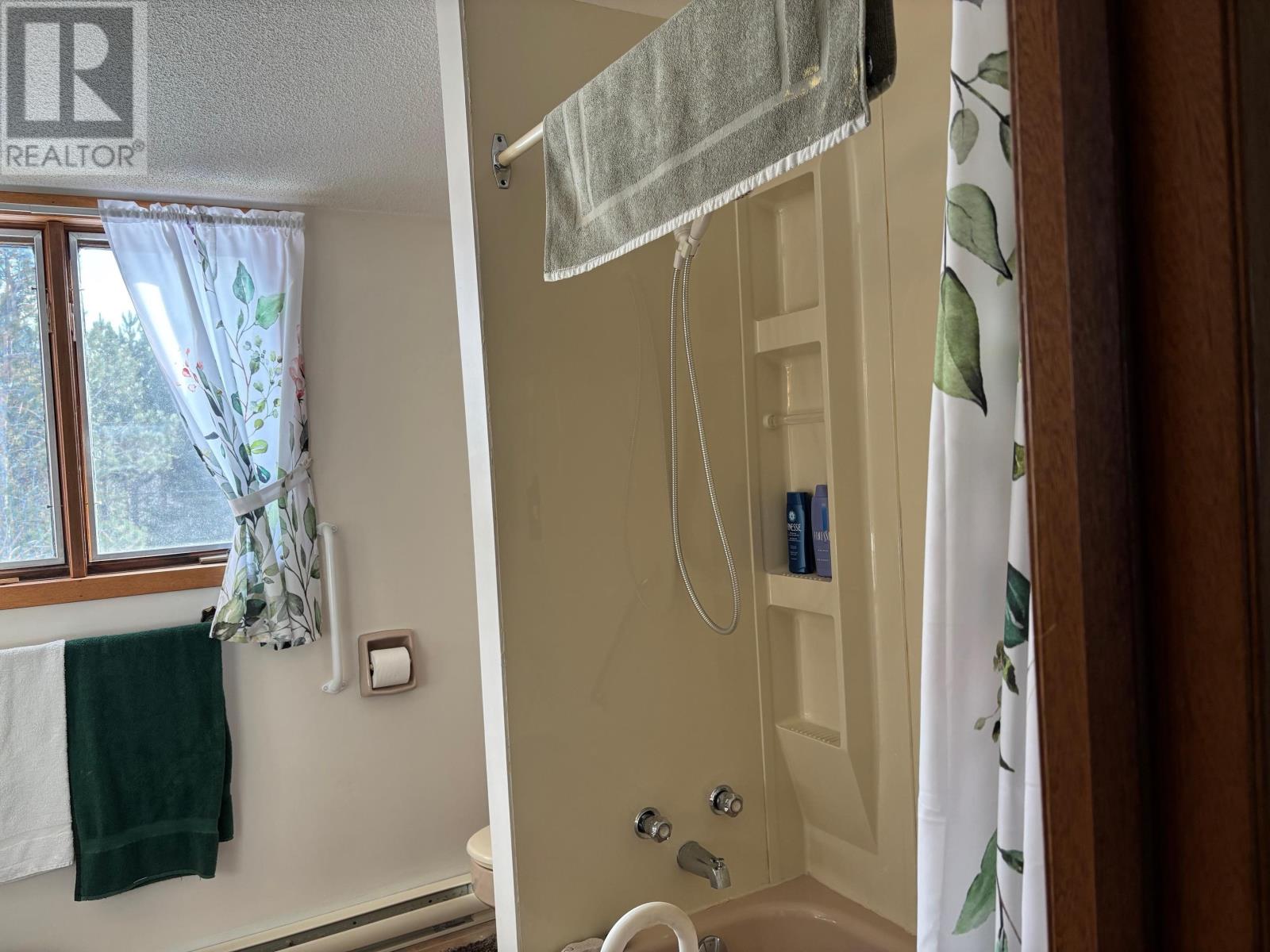 26 Southridge Cres, Terrace Bay, Ontario  P0T 2W0 - Photo 17 - TB2600123