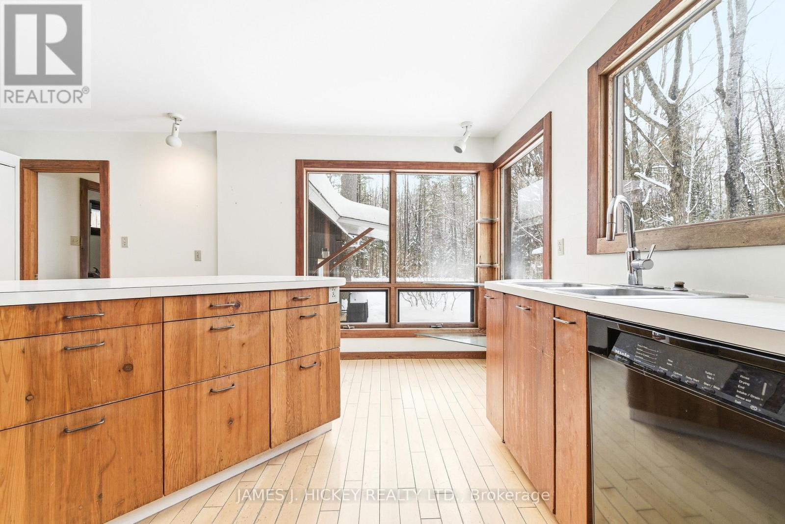 120 Wylie Road, Deep River, Ontario  K0J 1P0 - Photo 6 - X12750676