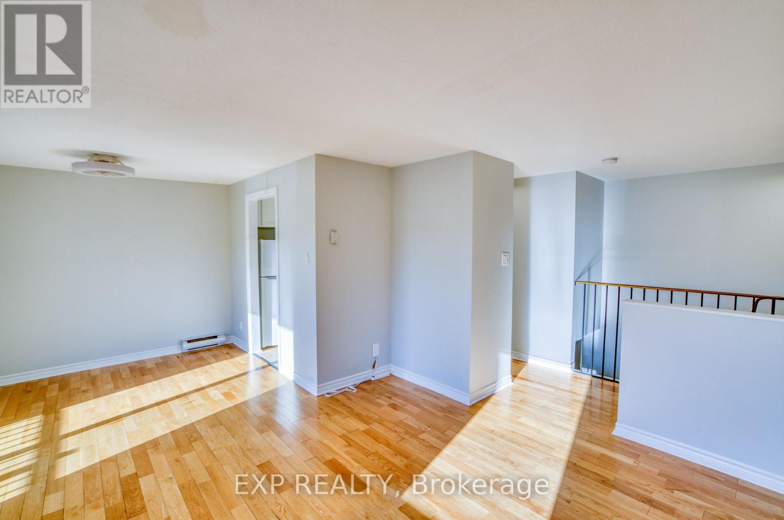 Unit 1 - 16 Sweetbriar Circle, Ottawa, Ontario  K2J 2K4 - Photo 11 - X12750524
