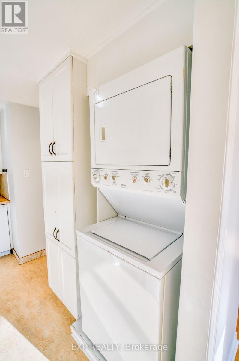 Unit 1 - 16 Sweetbriar Circle, Ottawa, Ontario  K2J 2K4 - Photo 15 - X12750524