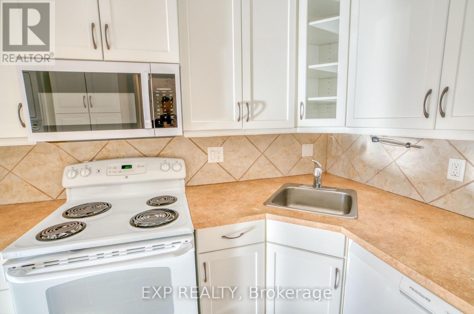 Unit 1 - 16 Sweetbriar Circle, Ottawa, Ontario  K2J 2K4 - Photo 18 - X12750524