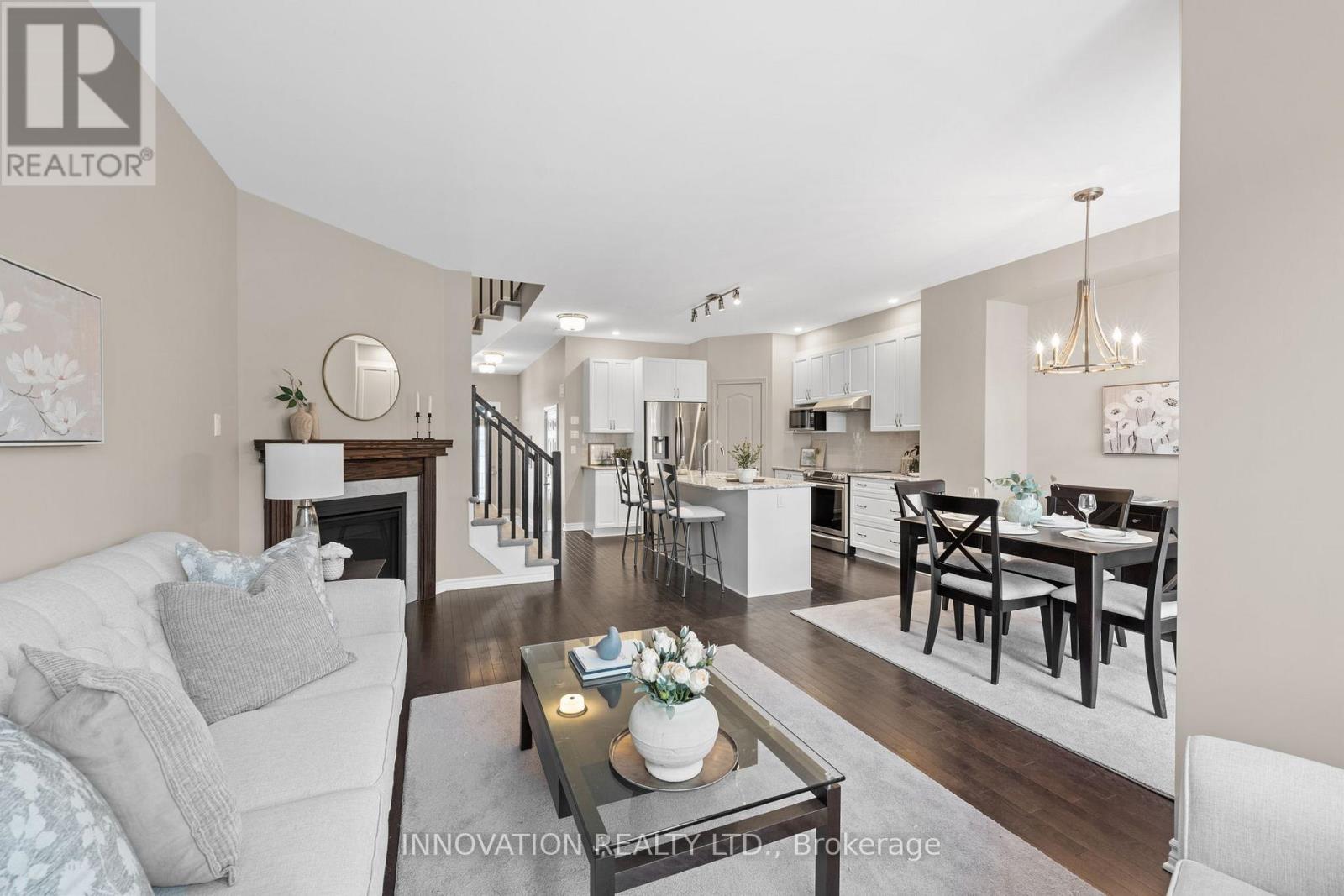 13 Merrill Street, Ottawa, Ontario  K2S 2M8 - Photo 2 - X12750612