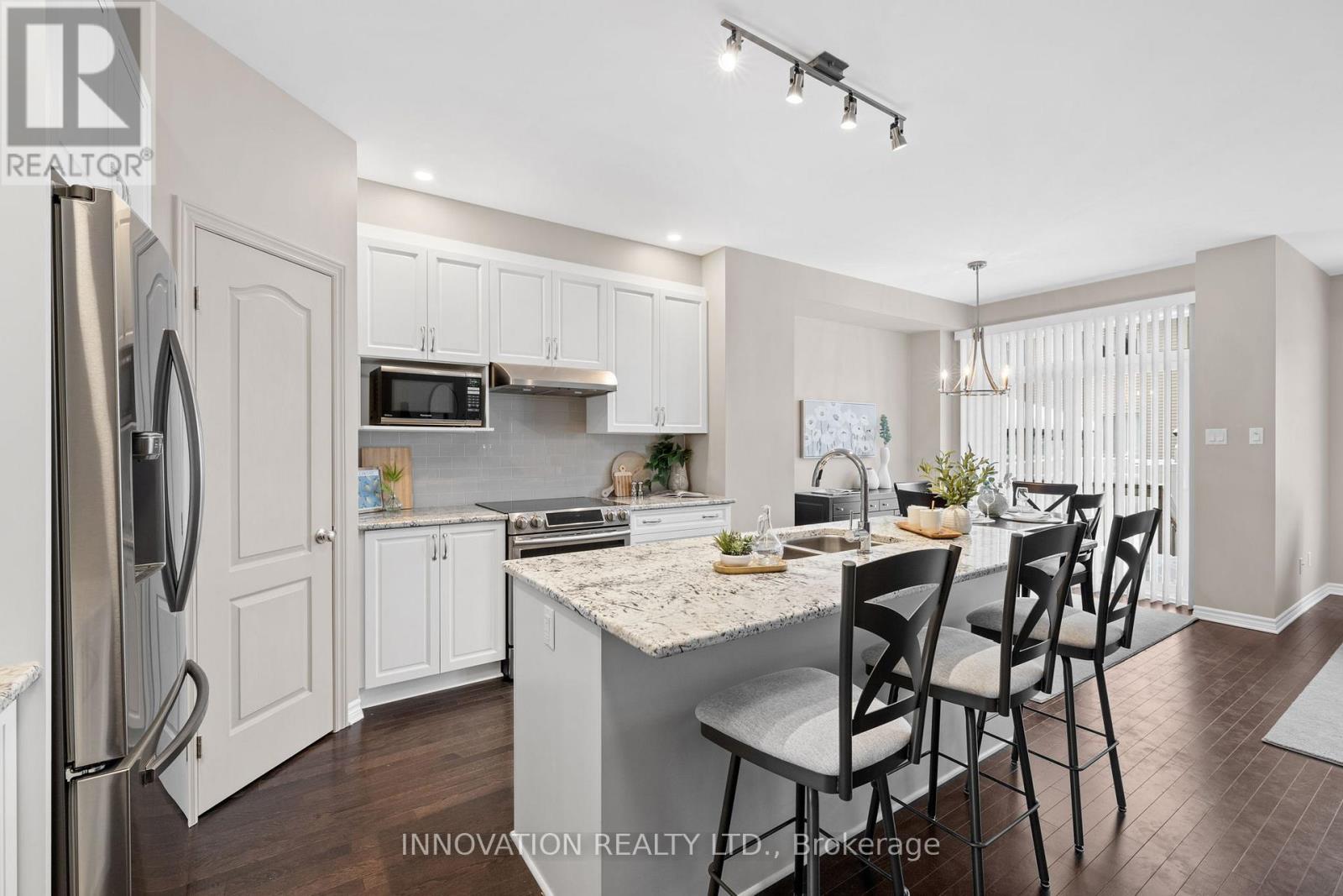 13 Merrill Street, Ottawa, Ontario  K2S 2M8 - Photo 7 - X12750612