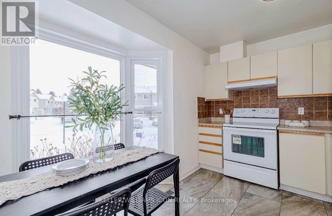 8 - 104 Mcdermot Court, Ottawa, Ontario  K2L 3V2 - Photo 3 - X12731524