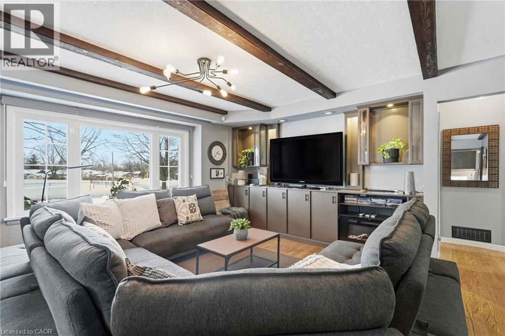 2036 Mountainside Drive, Burlington, Ontario  L7P 1A7 - Photo 7 - 40802432