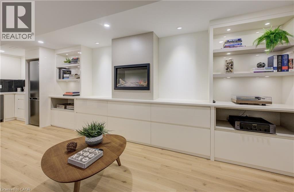 38 Academy Crescent, Waterloo, Ontario  N2L 5H7 - Photo 36 - 40802346