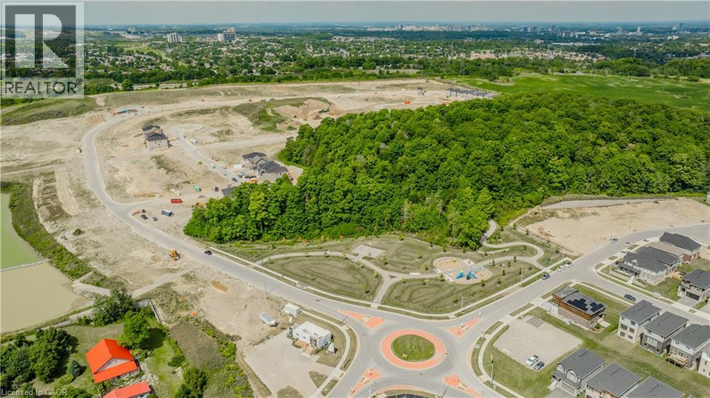 918 Stephanie Court, Kitchener, Ontario  N2E 0J9 - Photo 6 - 40802294