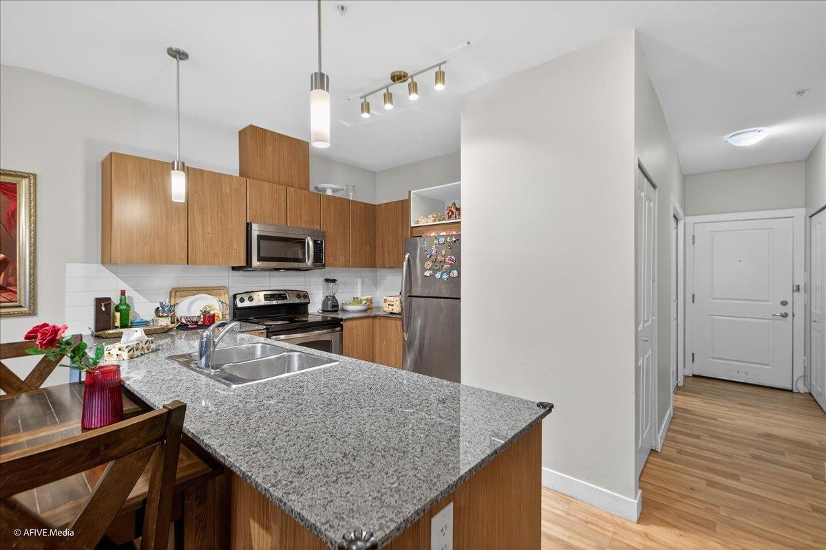 324 9655 King George Boulevard, Surrey, British Columbia  V3T 0C7 - Photo 8 - R3079074