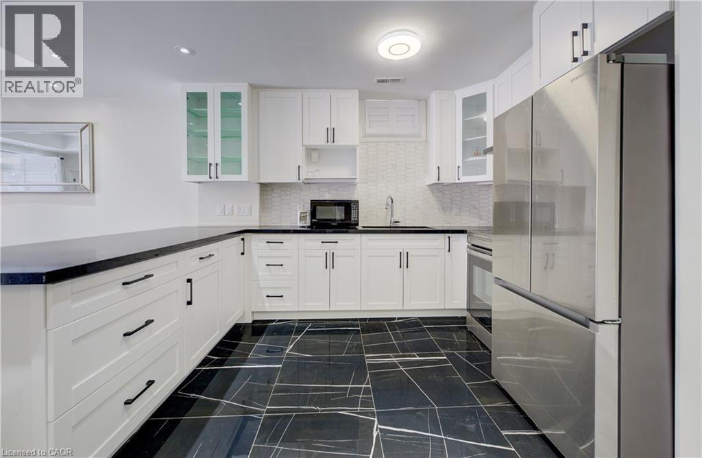 588 Beckview Crescent, Kitchener, Ontario  N2R 0R4 - Photo 33 - 40802349