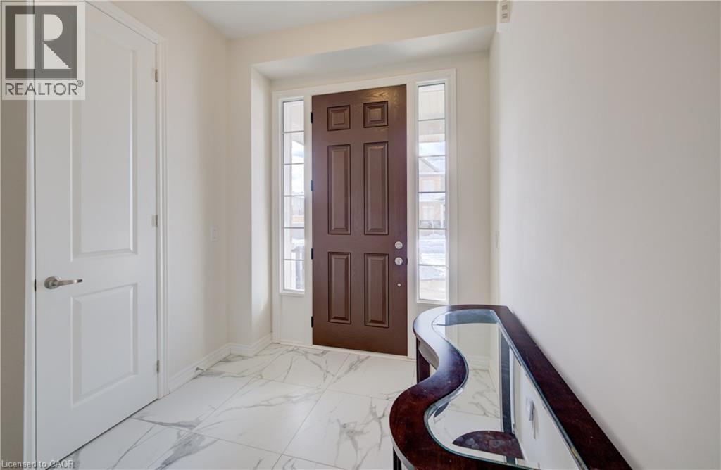 588 Beckview Crescent, Kitchener, Ontario  N2R 0R4 - Photo 7 - 40802349