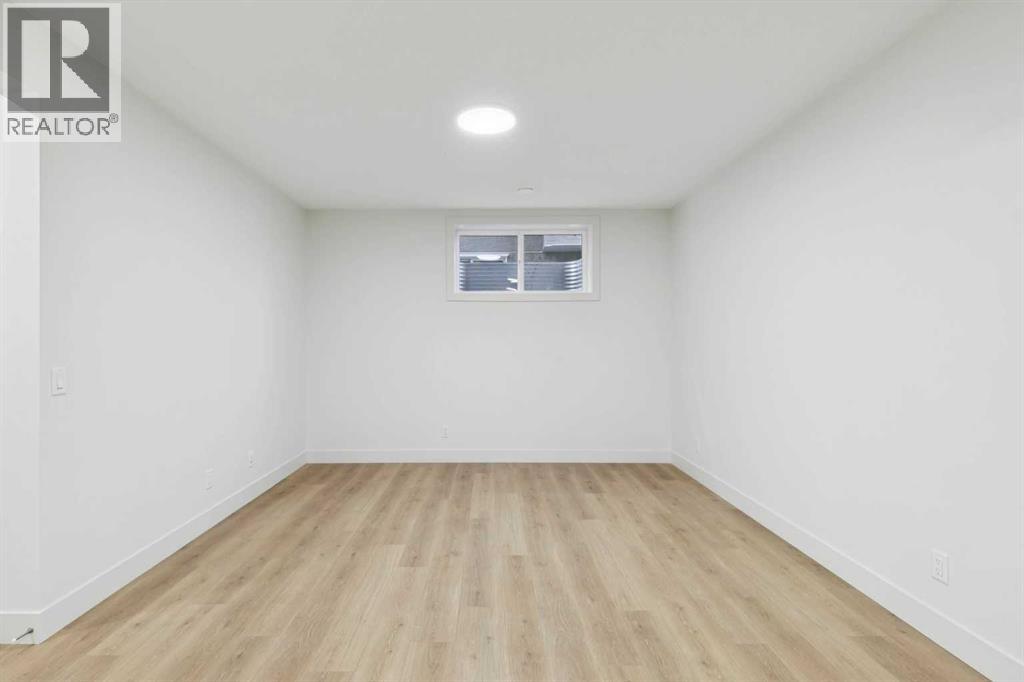 148 Marina Grove, Calgary, Alberta  T3M 3S9 - Photo 38 - A2272153