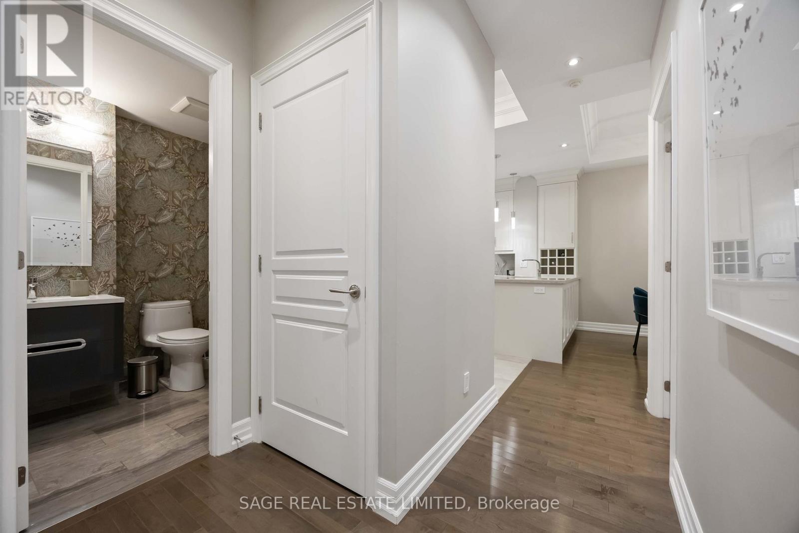 212 - 20 Burkebrook Place, Toronto, Ontario  M4G 0A1 - Photo 23 - C12750450